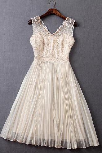 Fashion Beaded Embroidery Pleated Sleeveless Dress - Beige